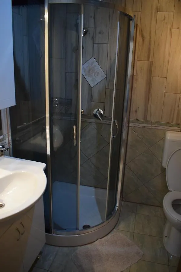 Apartman 3 Apartment Liznjan