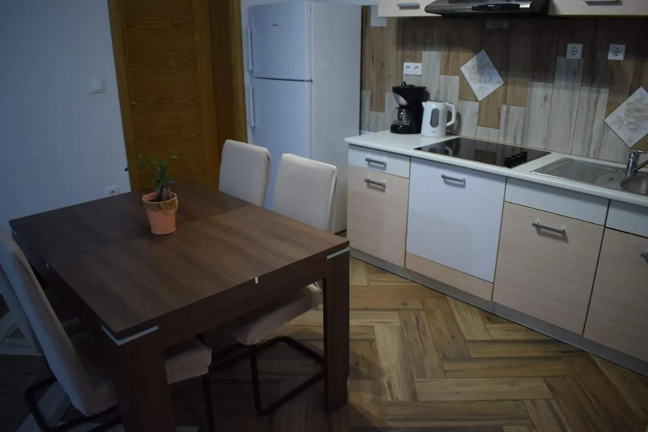 Apartman 3 Apartment Liznjan