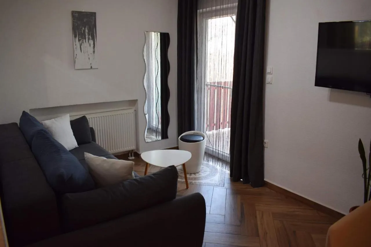 Apartman 3 Apartment Liznjan