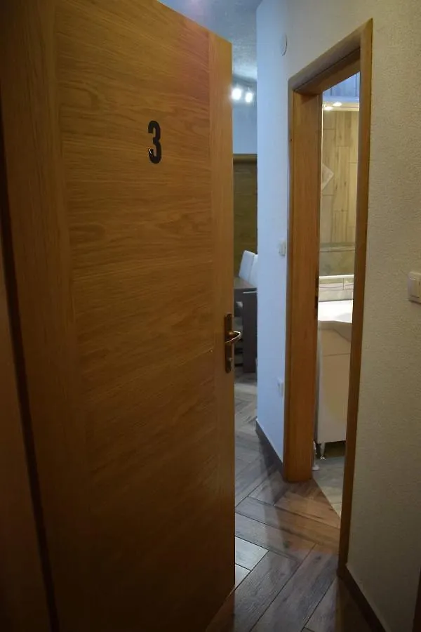 Apartman 3 Apartment Liznjan 0*,